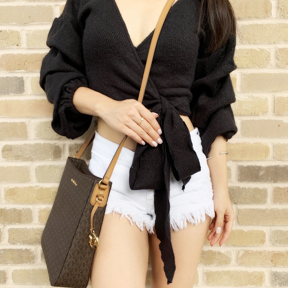 Gaby’sBags👜💕- NWT Michael Kors Large Messenger - Picture 3 of 8